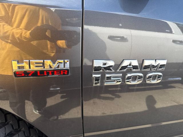 Used 2017 RAM 1500 Express AWD/4WD image 29