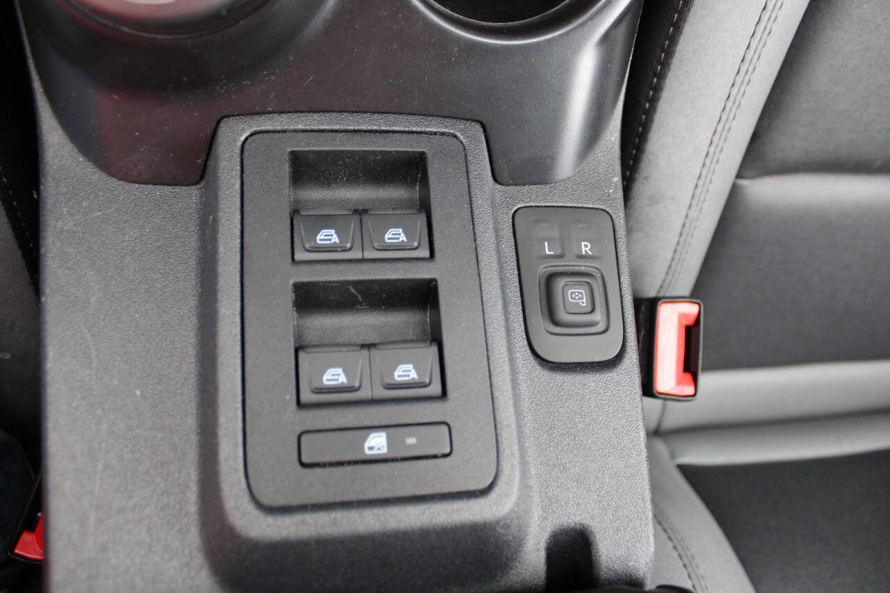 Used 2024 Ford Bronco Black Diamond image 27