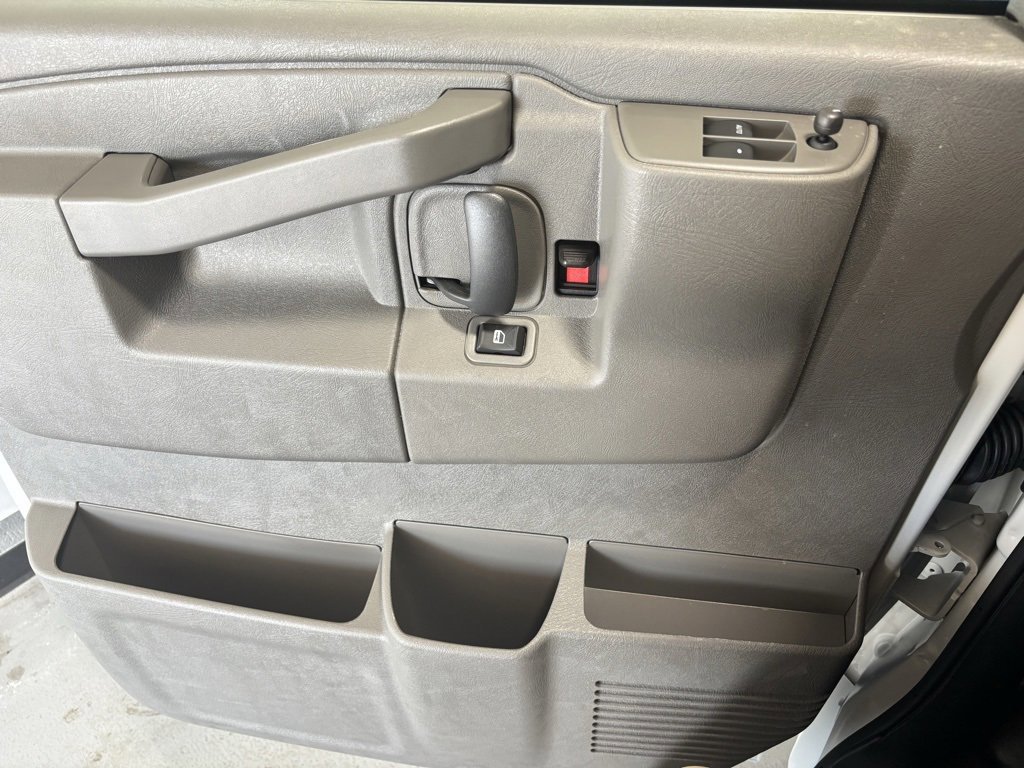 New 2025 Chevrolet Express 2500 w/ Driver Convenience Package image 22