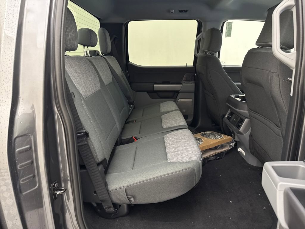 New 2026 Ford F250 XLT image 19
