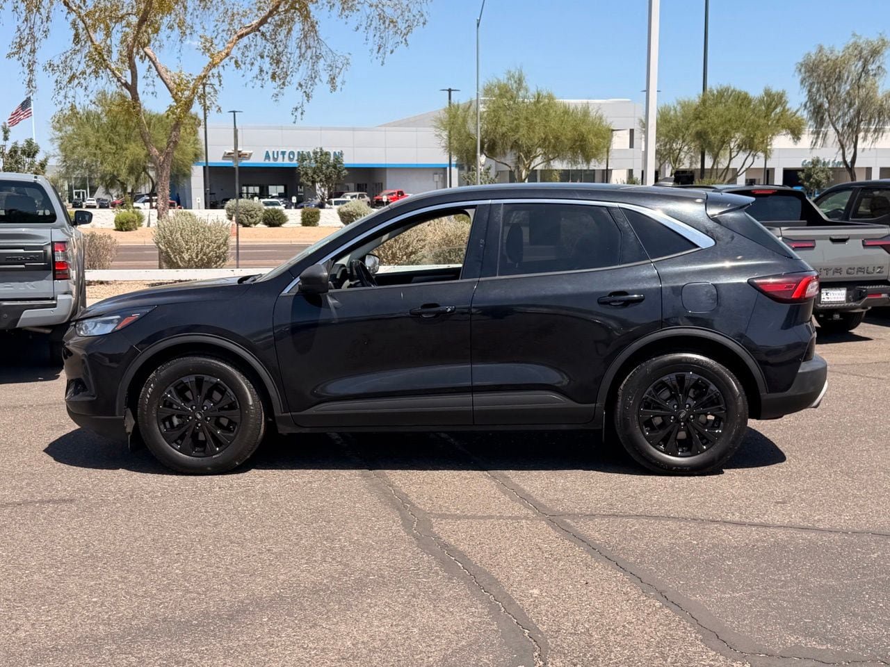 Used 2023 Ford Escape Active FWD image 3