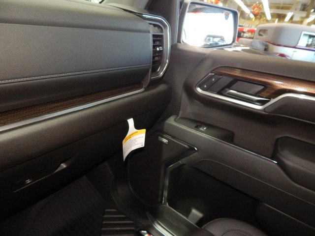 Used 2025 Chevrolet Silverado 1500 RST w/ Convenience Package II image 27