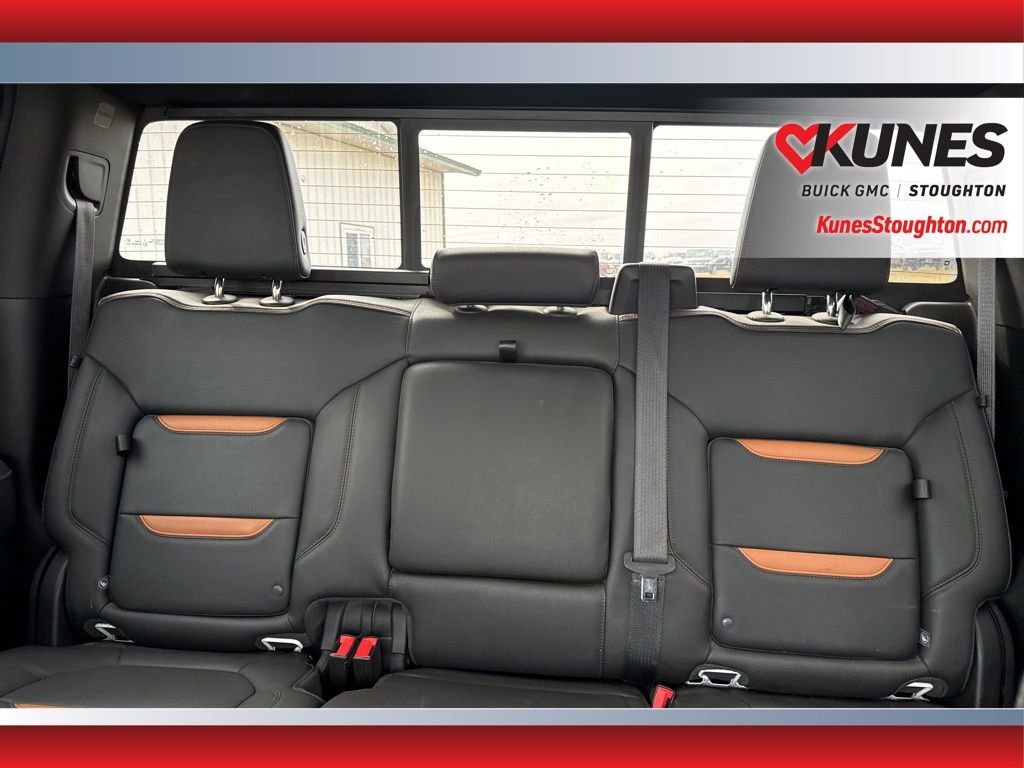 Used 2022 GMC Sierra 1500 AT4 w/ AT4 Preferred Package AWD/4WD image 33