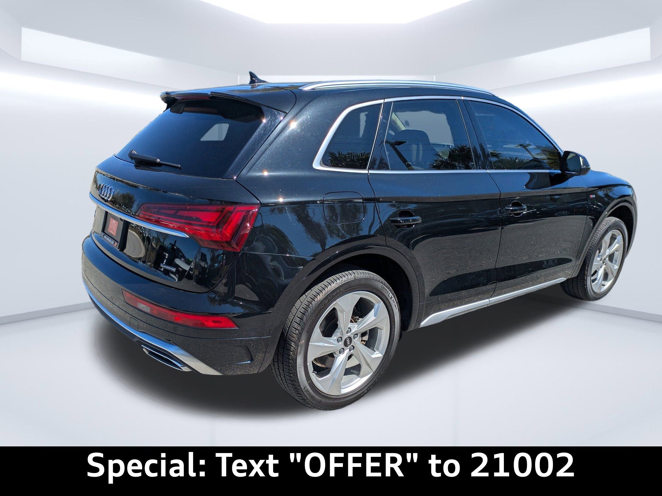 Certified 2023 Audi Q5 2.0T Premium Plus w/ Premium Plus Package image 2