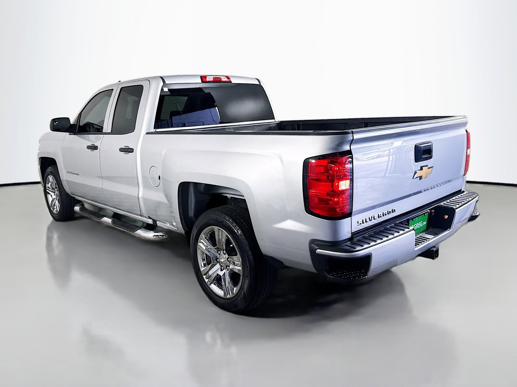 Used 2018 Chevrolet Silverado 1500 Custom w/ Custom Value Package image 7
