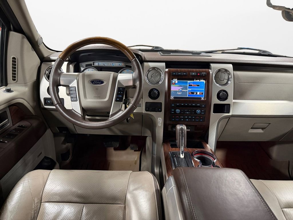 Used 2010 Ford F150 Lariat image 11