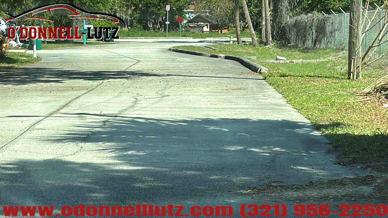 Used 2025 Toyota Sienna Platinum image 21