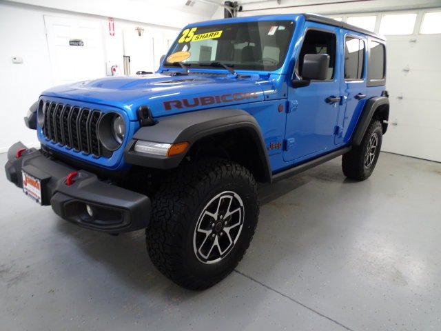 Certified 2025 Jeep Wrangler Unlimited Rubicon w/ Convenience Group AWD/4WD image 16