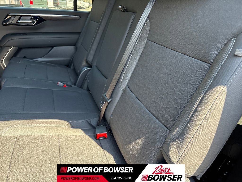 New 2026 Chevrolet Suburban LS AWD/4WD image 5