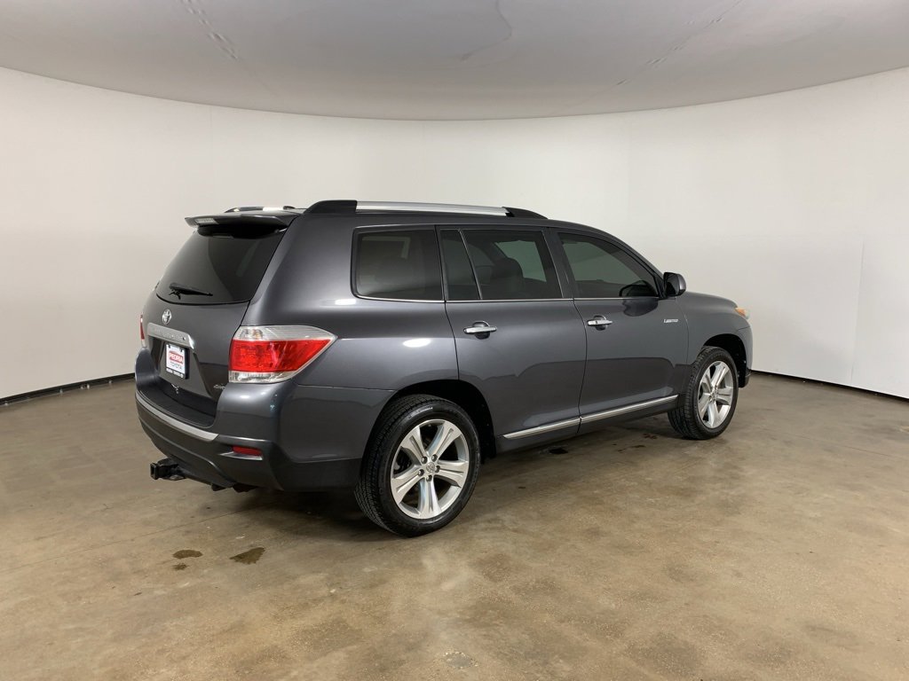 Used 2013 Toyota Highlander Limited image 8