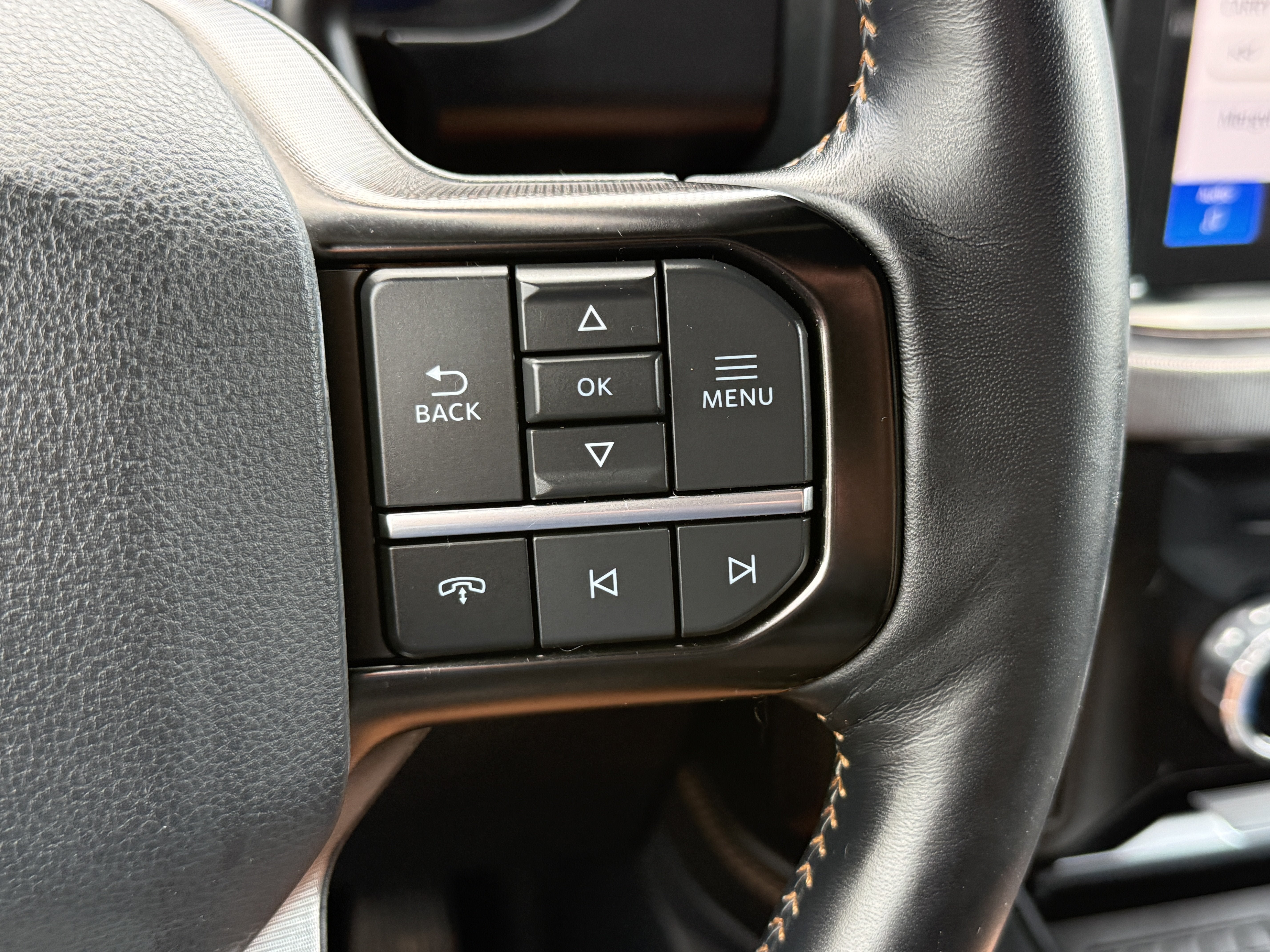 Used 2023 Ford F250 Platinum AWD/4WD image 25