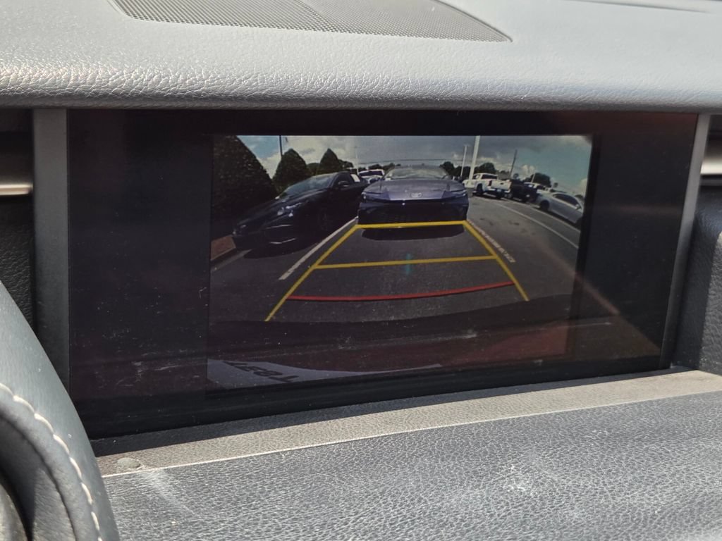 Used 2016 Lexus IS 200t w/ Premium Package RWD image 21