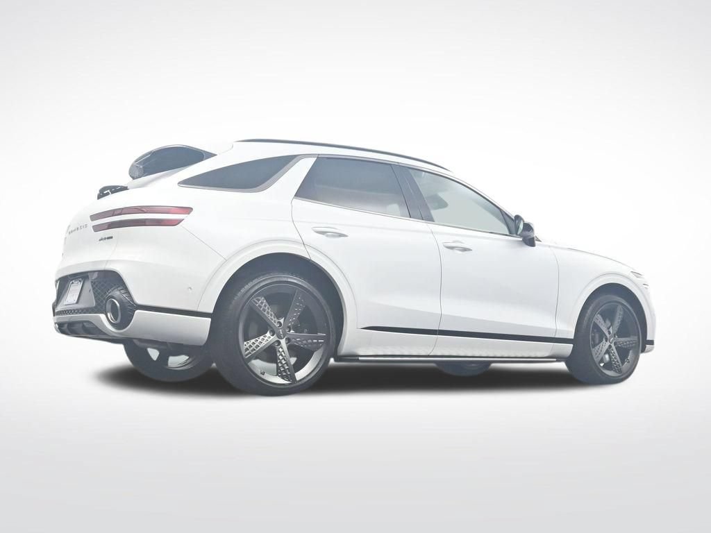 Used 2025 Genesis GV70 3.5T Sport w/ Sport Prestige Package AWD/4WD image 33