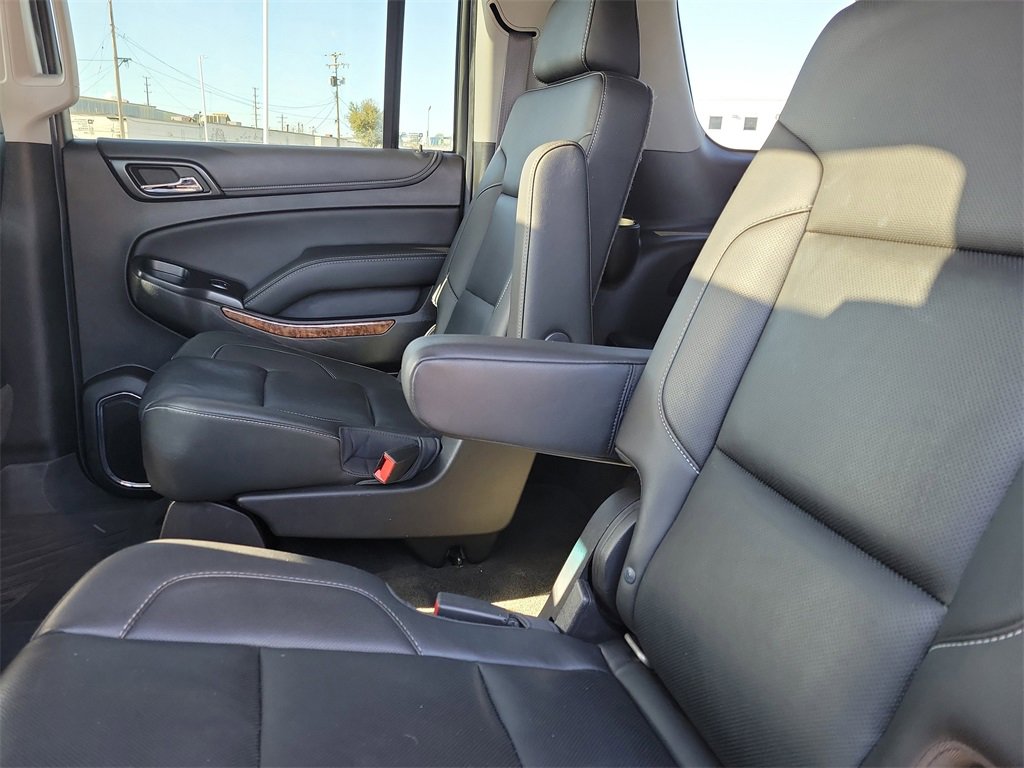 Used 2017 Chevrolet Suburban Premier image 11