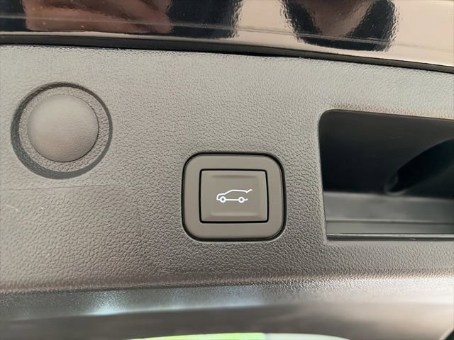 New 2026 Chevrolet Equinox LT w/ Convenience Package II AWD/4WD image 14