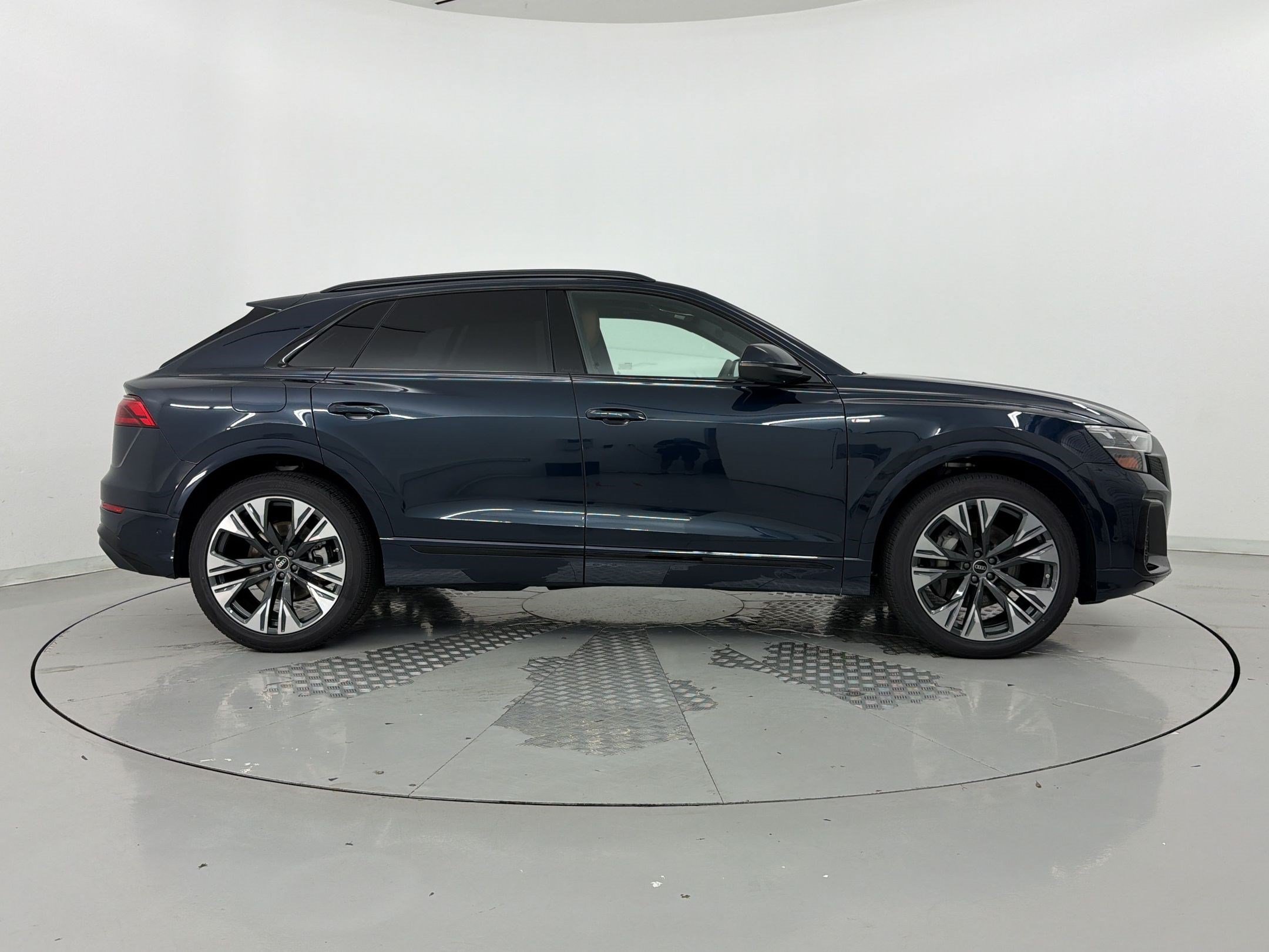 New 2026 Audi Q8 Premium Plus AWD/4WD image 8