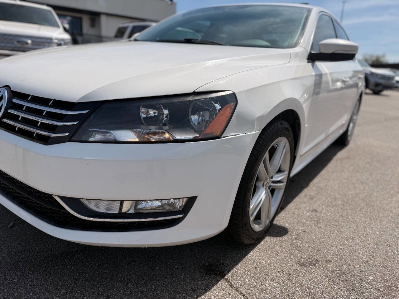 Used 2014 Volkswagen Passat TDI SE FWD image 10