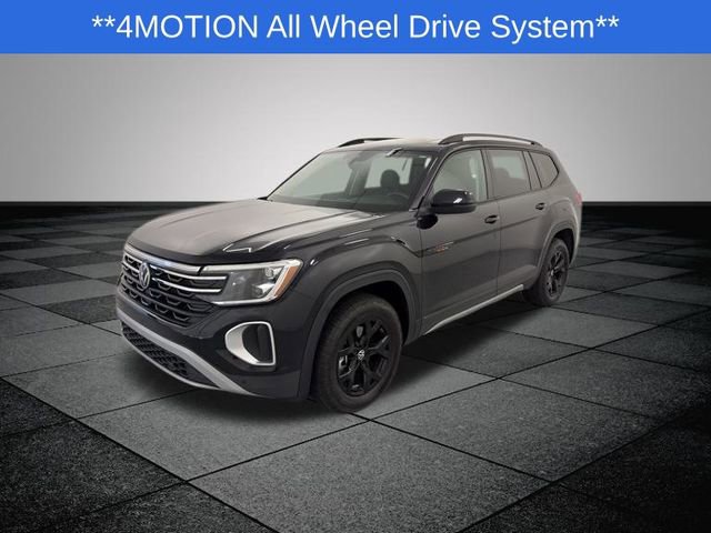 Certified 2025 Volkswagen Atlas Peak Edition SE image 3