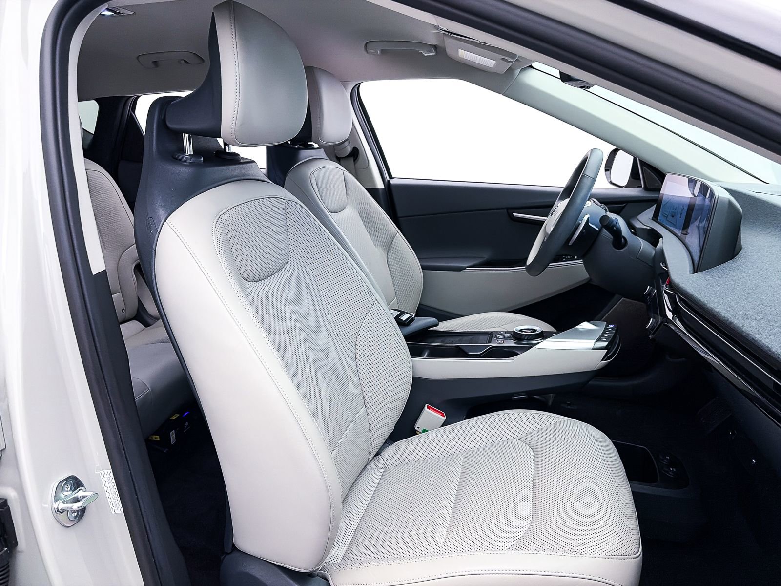 Certified 2024 Kia EV6 Wind w/ Wind Technology Package AWD/4WD image 39