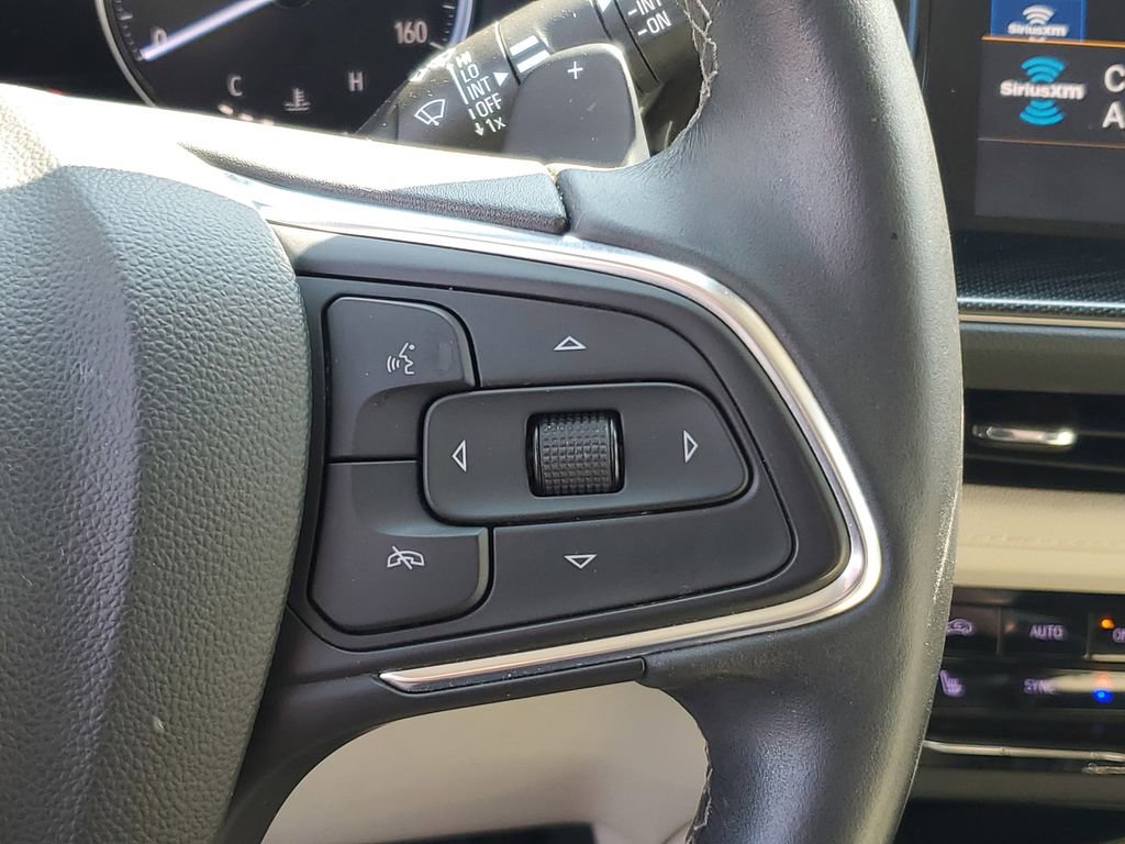 Used 2022 Buick Envision Essence w/ Technology Package I FWD image 17