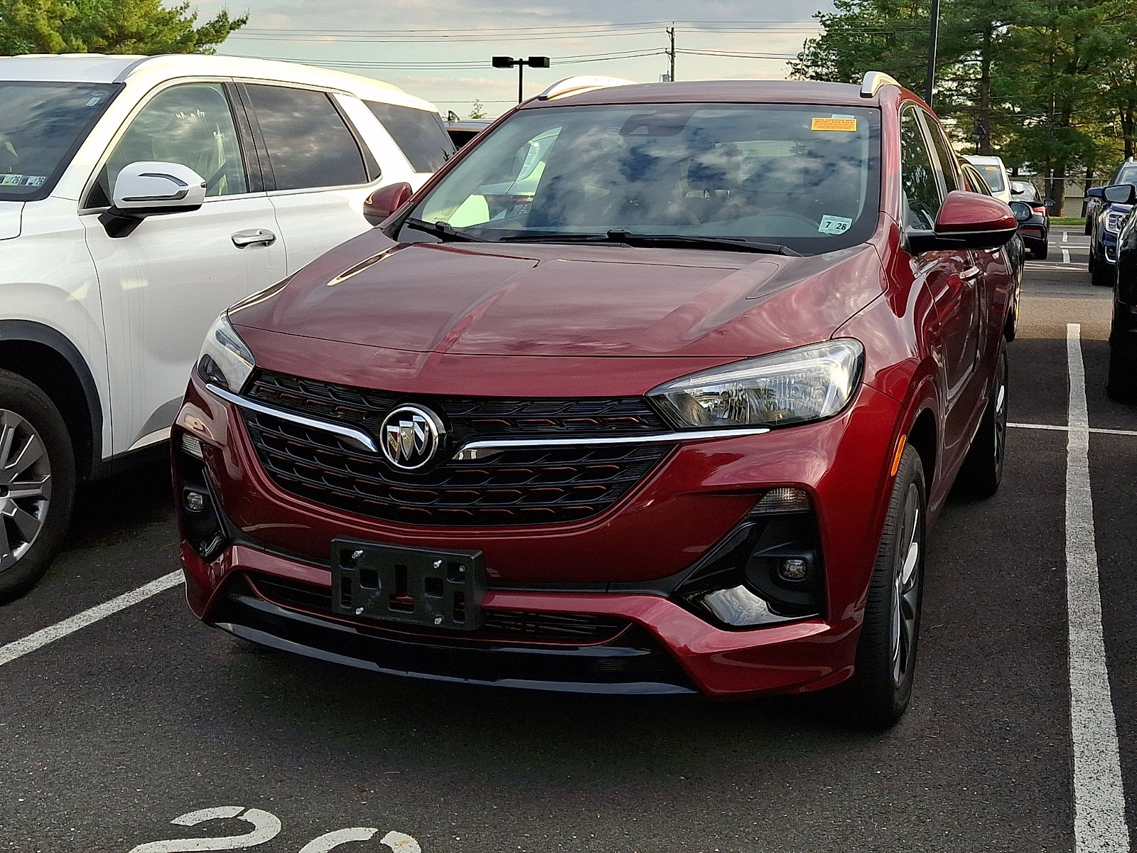 Used 2023 Buick Encore GX Select w/ Sport Touring Package AWD/4WD image 2