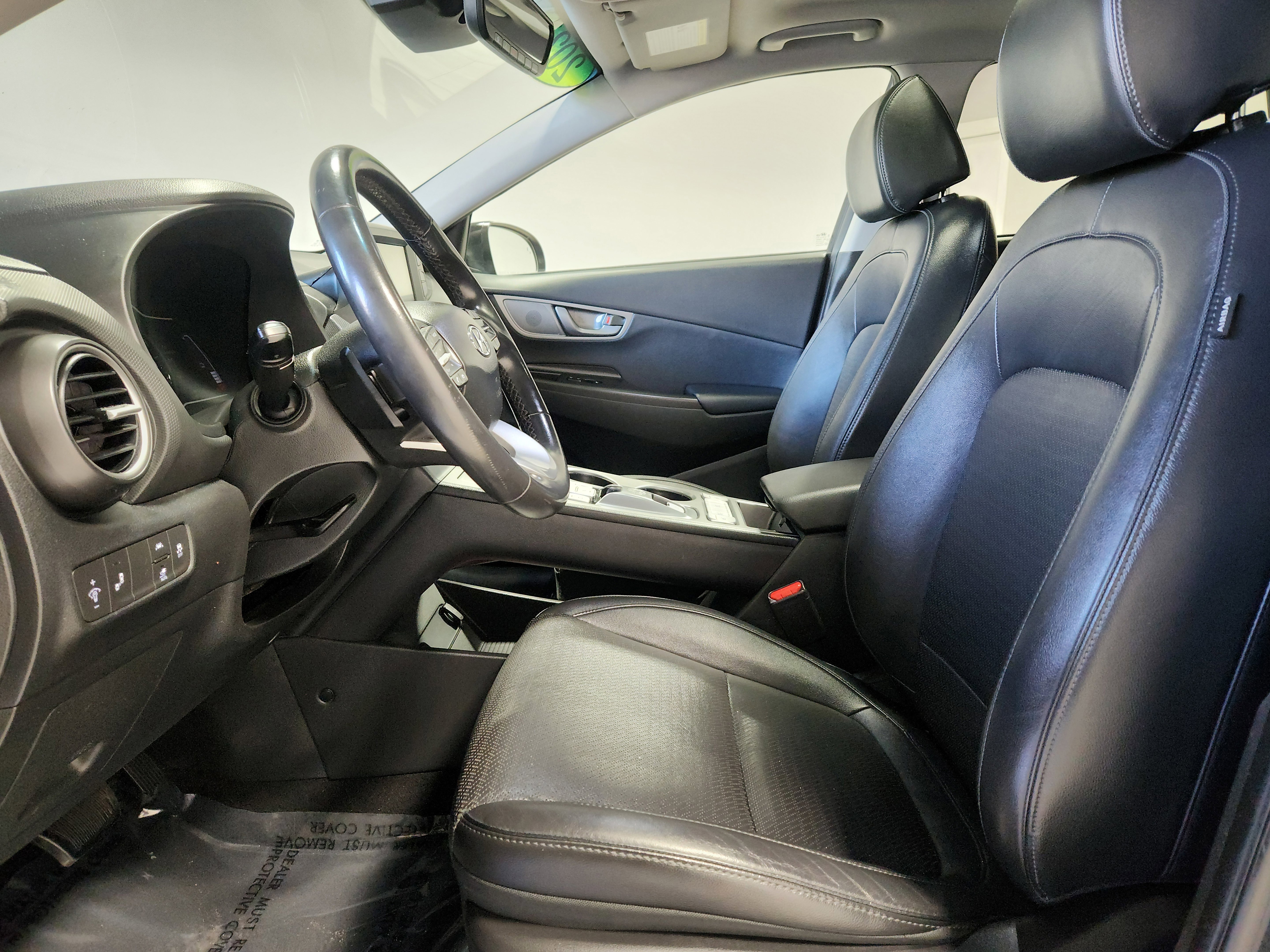 Used 2021 Hyundai Kona Limited FWD image 11