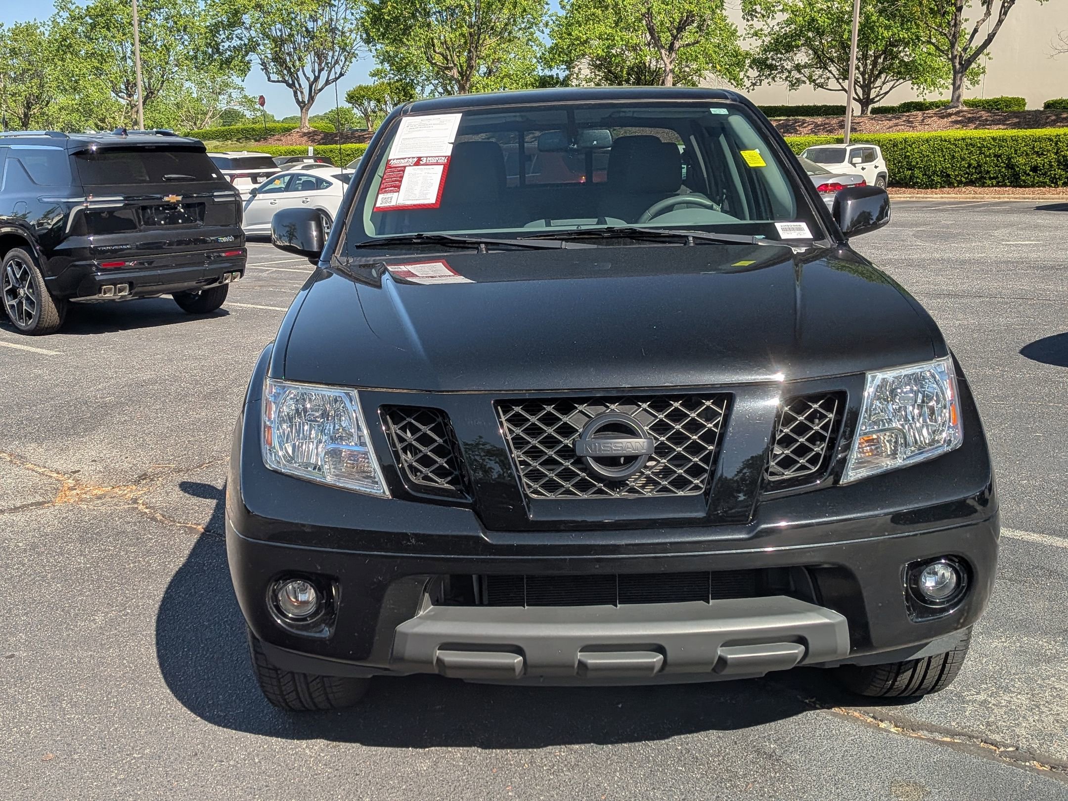 Used 2021 Nissan Frontier SV w/ Midnight Edition Floor Mats RWD image 3