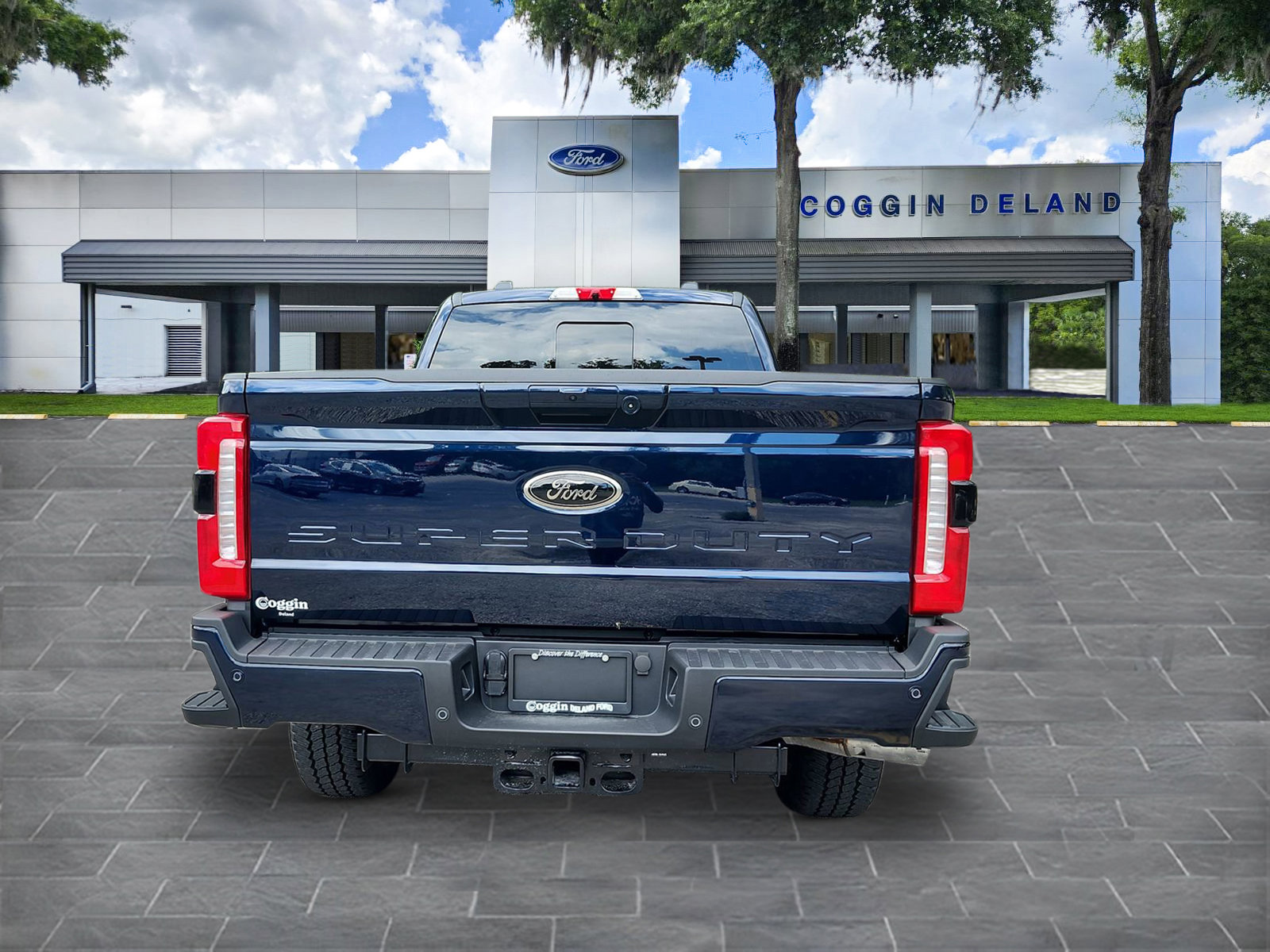 New 2025 Ford F250 Lariat w/ Lariat Ultimate Package image 4