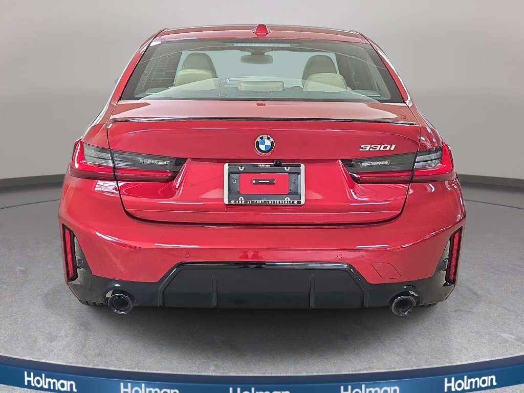 Used 2026 BMW 330i Sedan w/ M Sport Package RWD image 8