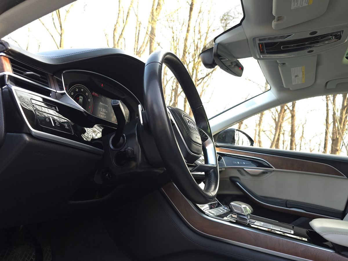 Used 2023 Audi A8 L 3.0T w/ Luxury Package AWD/4WD image 36