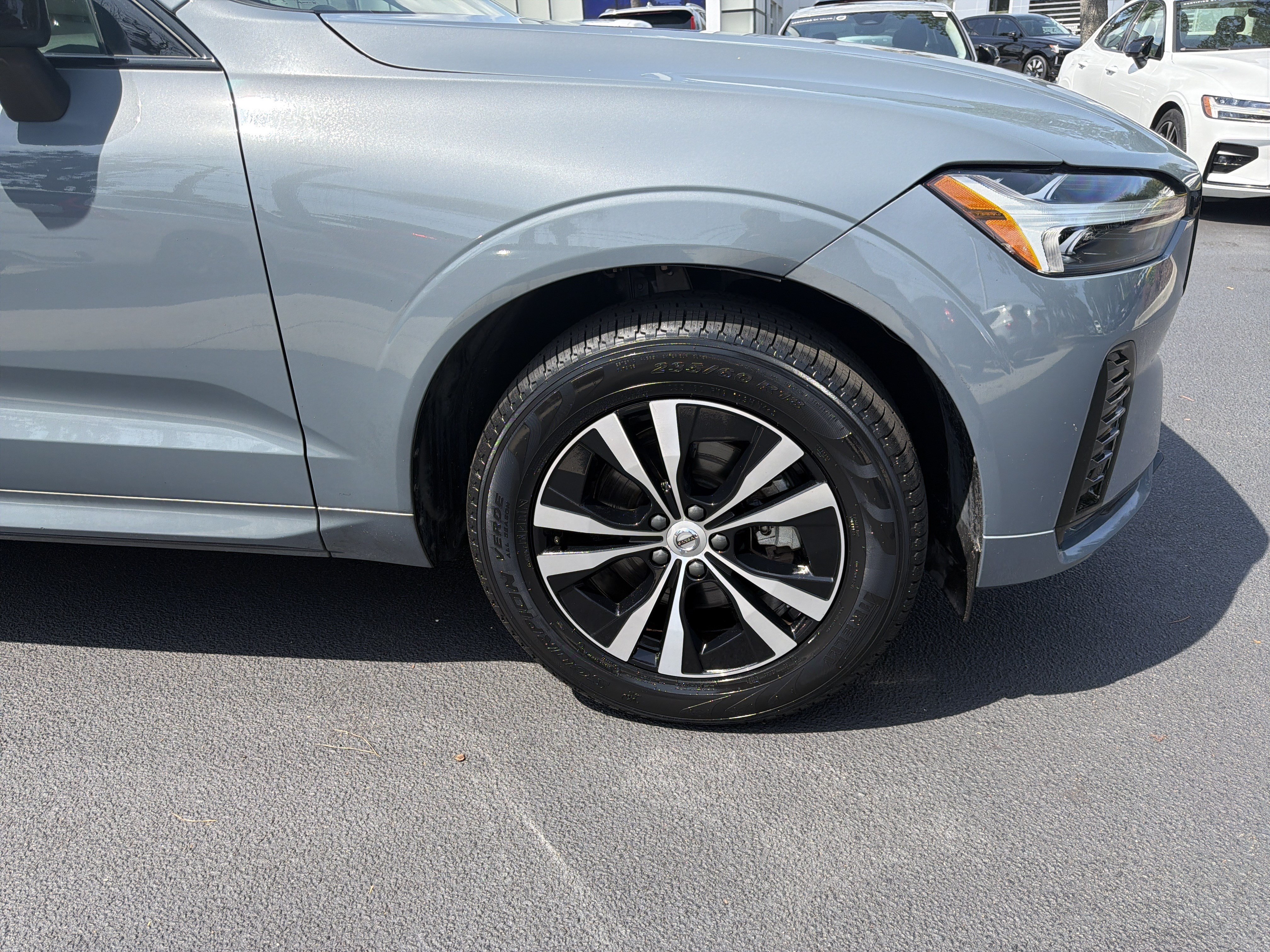 Certified 2024 Volvo XC60 B5 Core AWD/4WD image 13