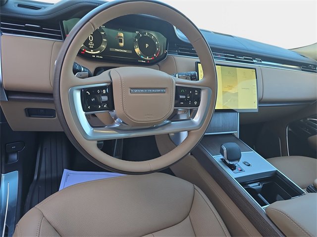 New 2026 Land Rover Range Rover Long Wheelbase Autobiography image 12