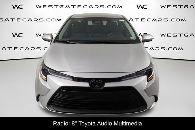 Used 2025 Toyota Corolla LE video 2