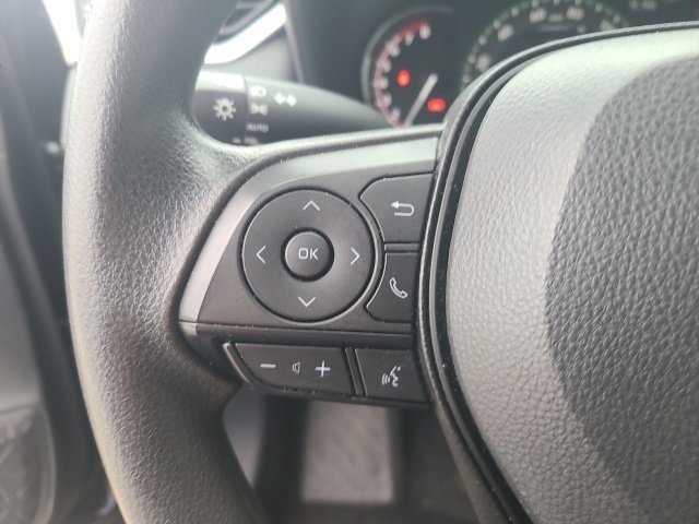 Used 2025 Toyota RAV4 XLE image 20