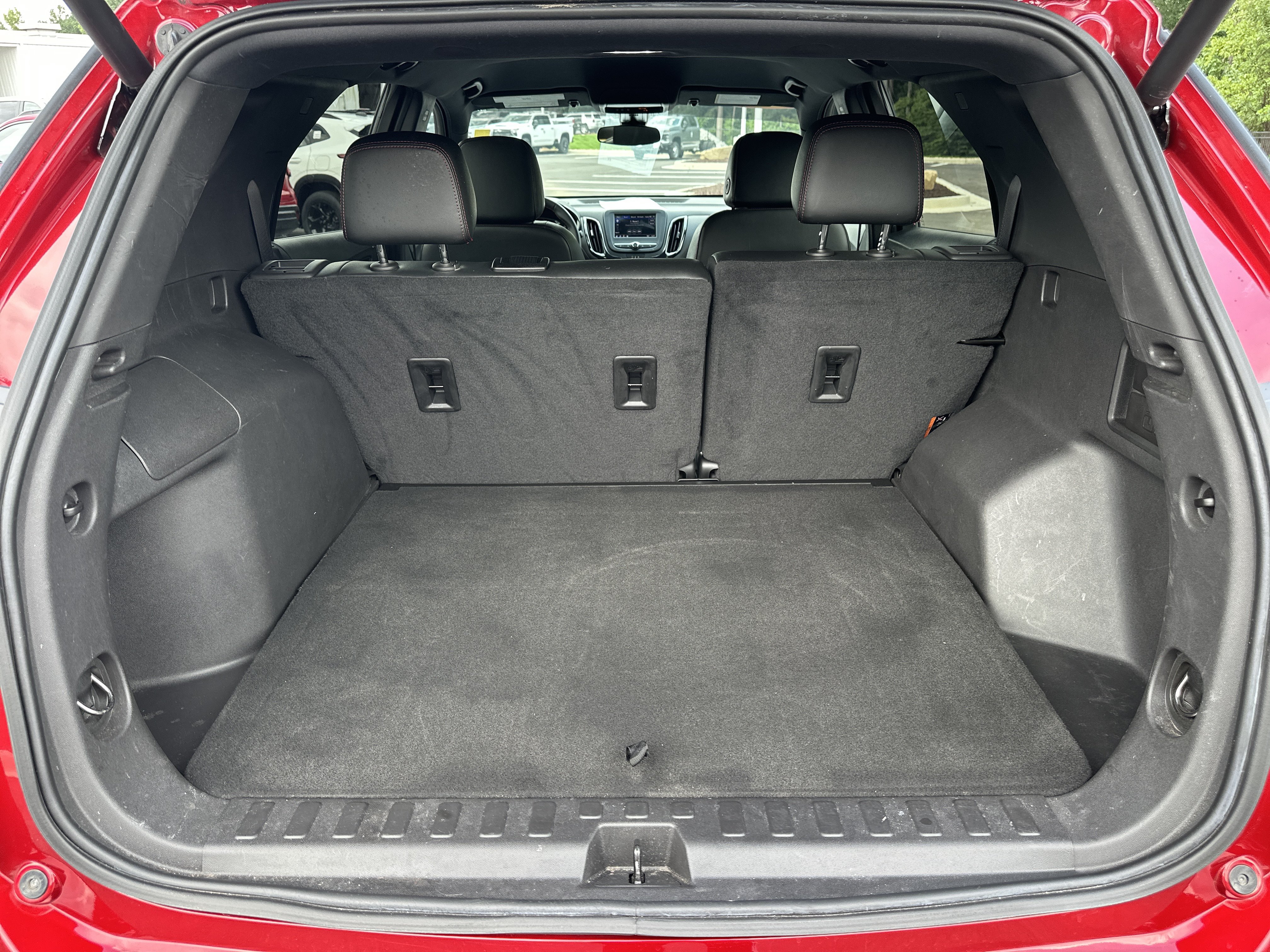 Used 2023 Chevrolet Equinox RS FWD image 19