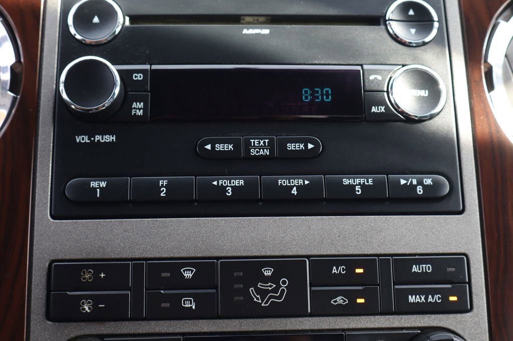 Used 2011 Ford F250 Lariat w/ Lariat Interior Pkg AWD/4WD image 34