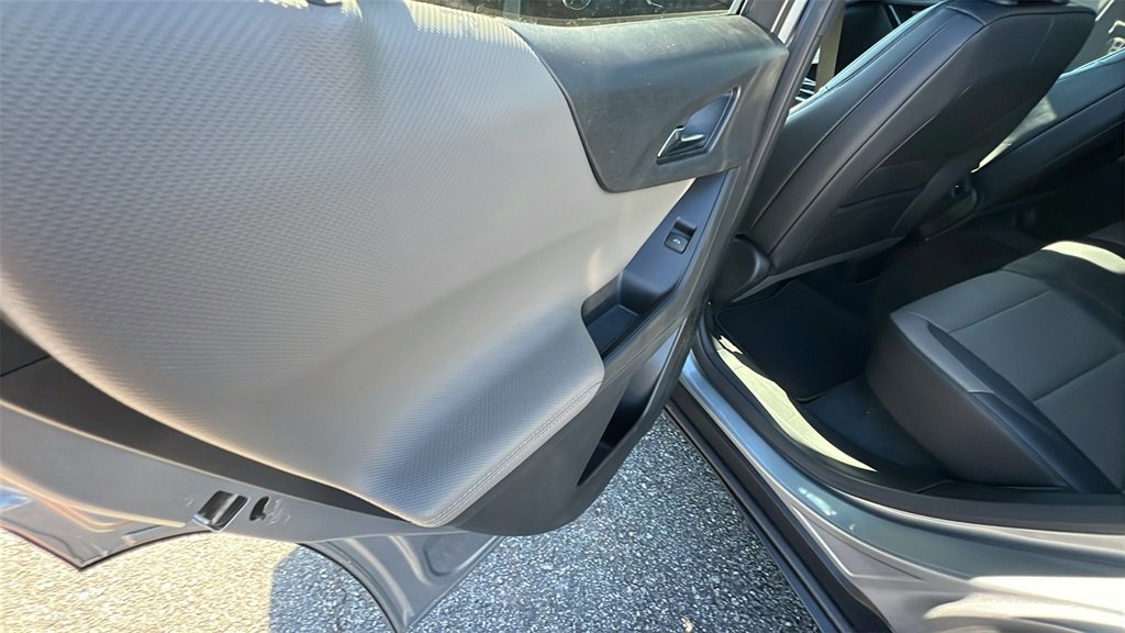 New 2026 Chevrolet Equinox LT w/ Convenience Package II image 15