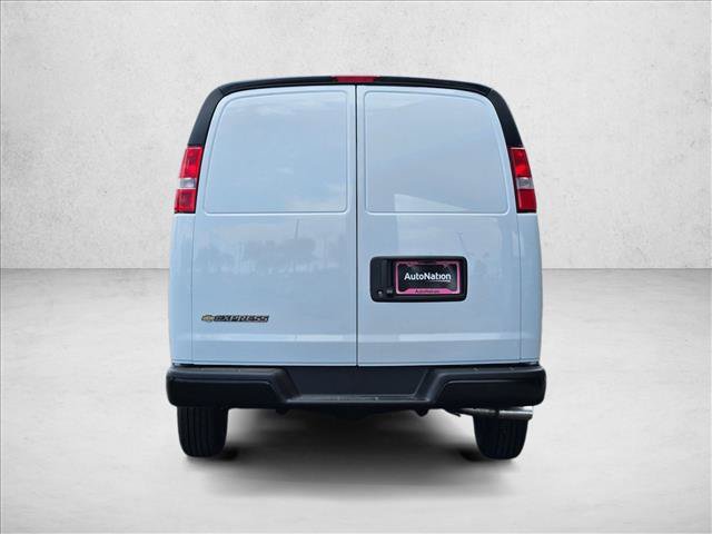 New 2026 Chevrolet Express 2500 Extended w/ Driver Convenience Package RWD image 8