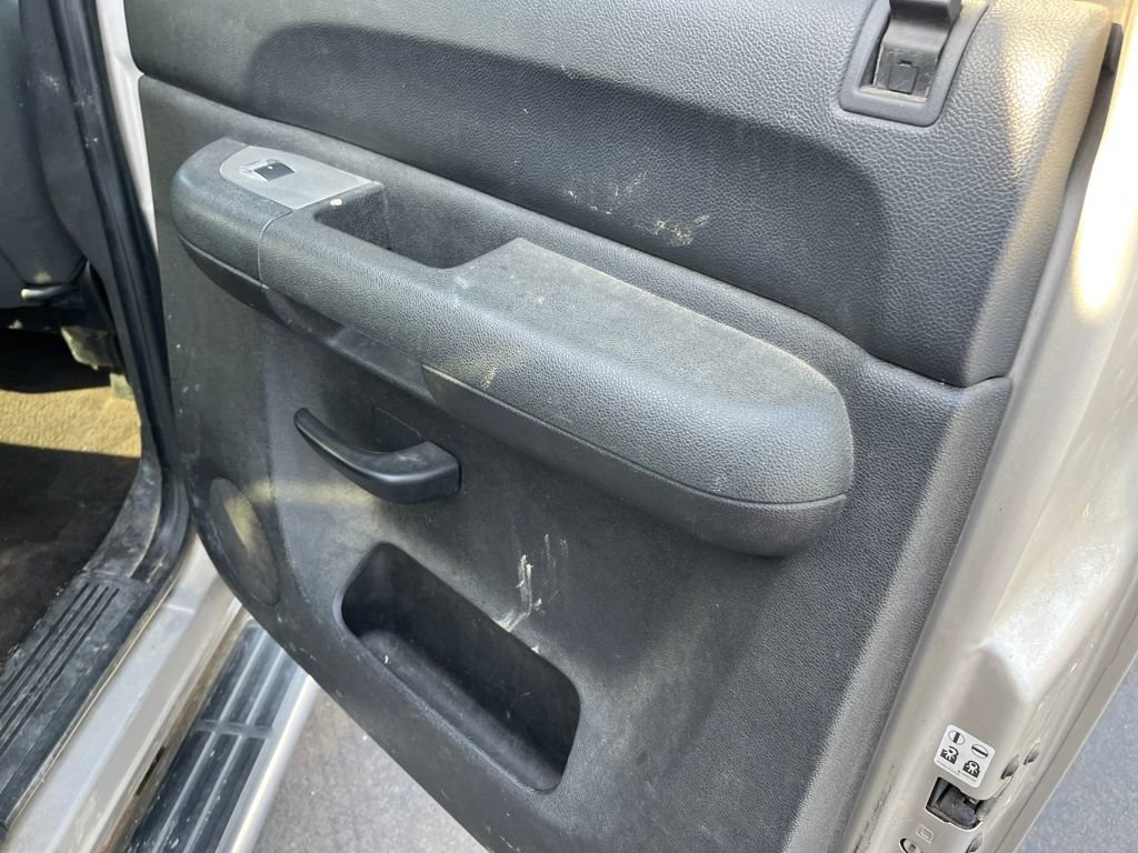 Used 2007 Chevrolet Silverado 2500 LT w/ 2LT Audio Package image 21