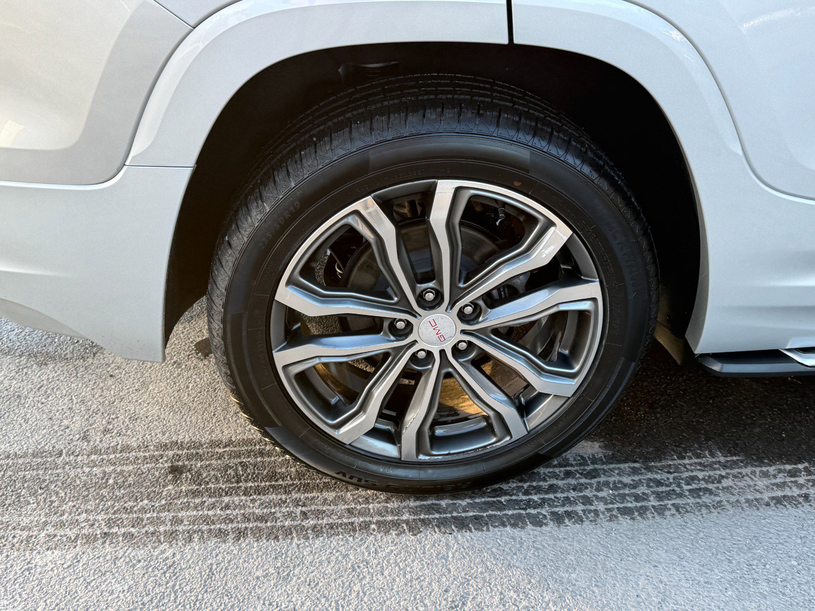 Used 2018 GMC Terrain Denali w/ LPO, 'HIT The Road' Package image 11