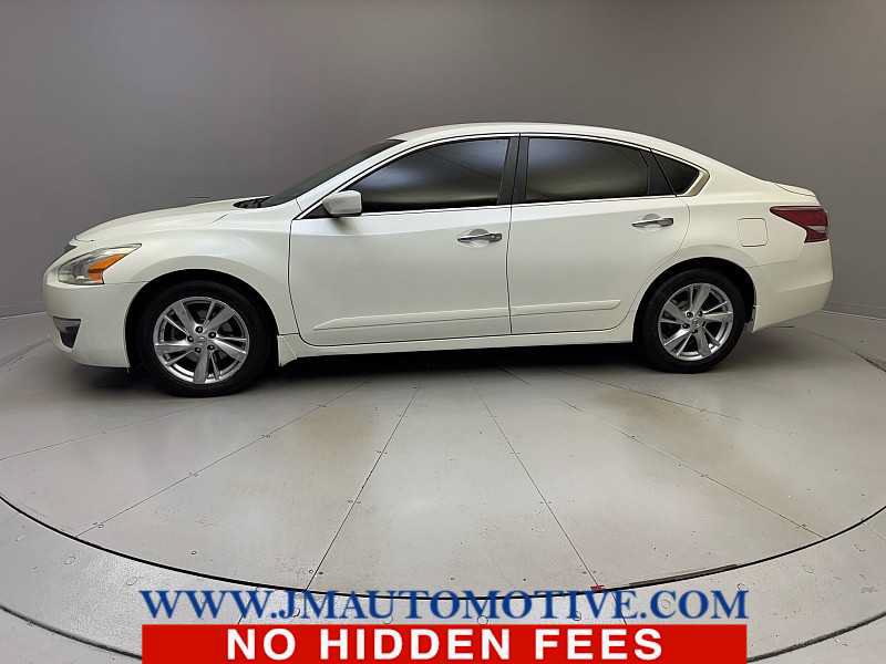 Used 2013 Nissan Altima 2.5 SV FWD image 2