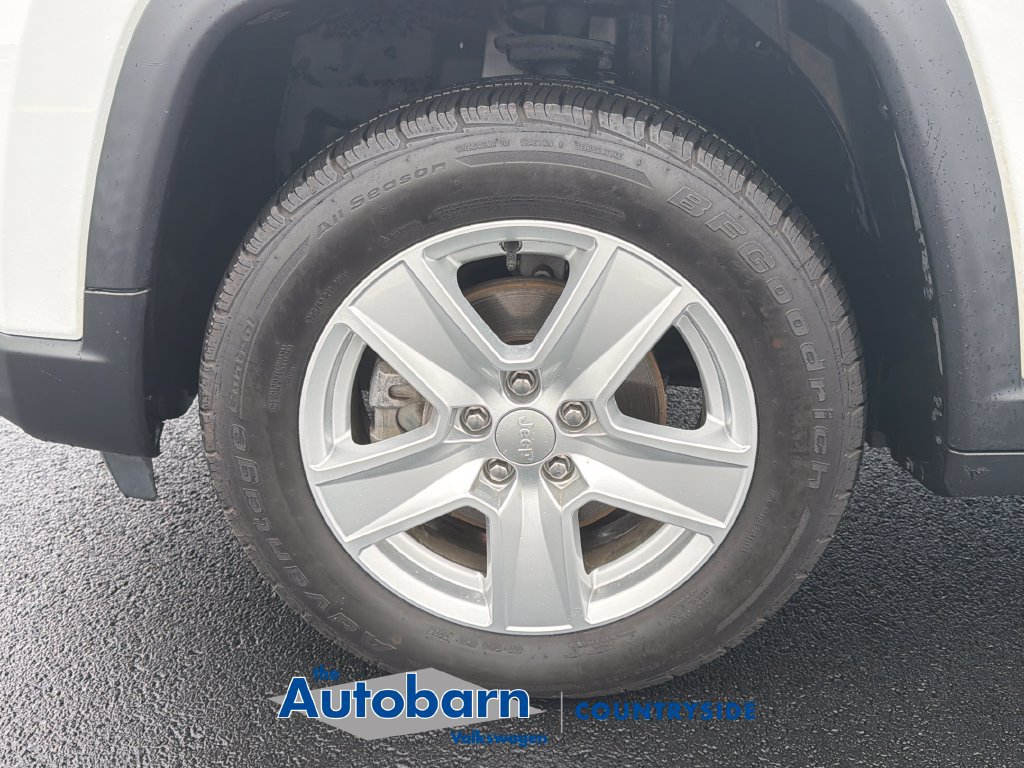Used 2022 Jeep Compass Latitude w/ Convenience Group AWD/4WD image 30