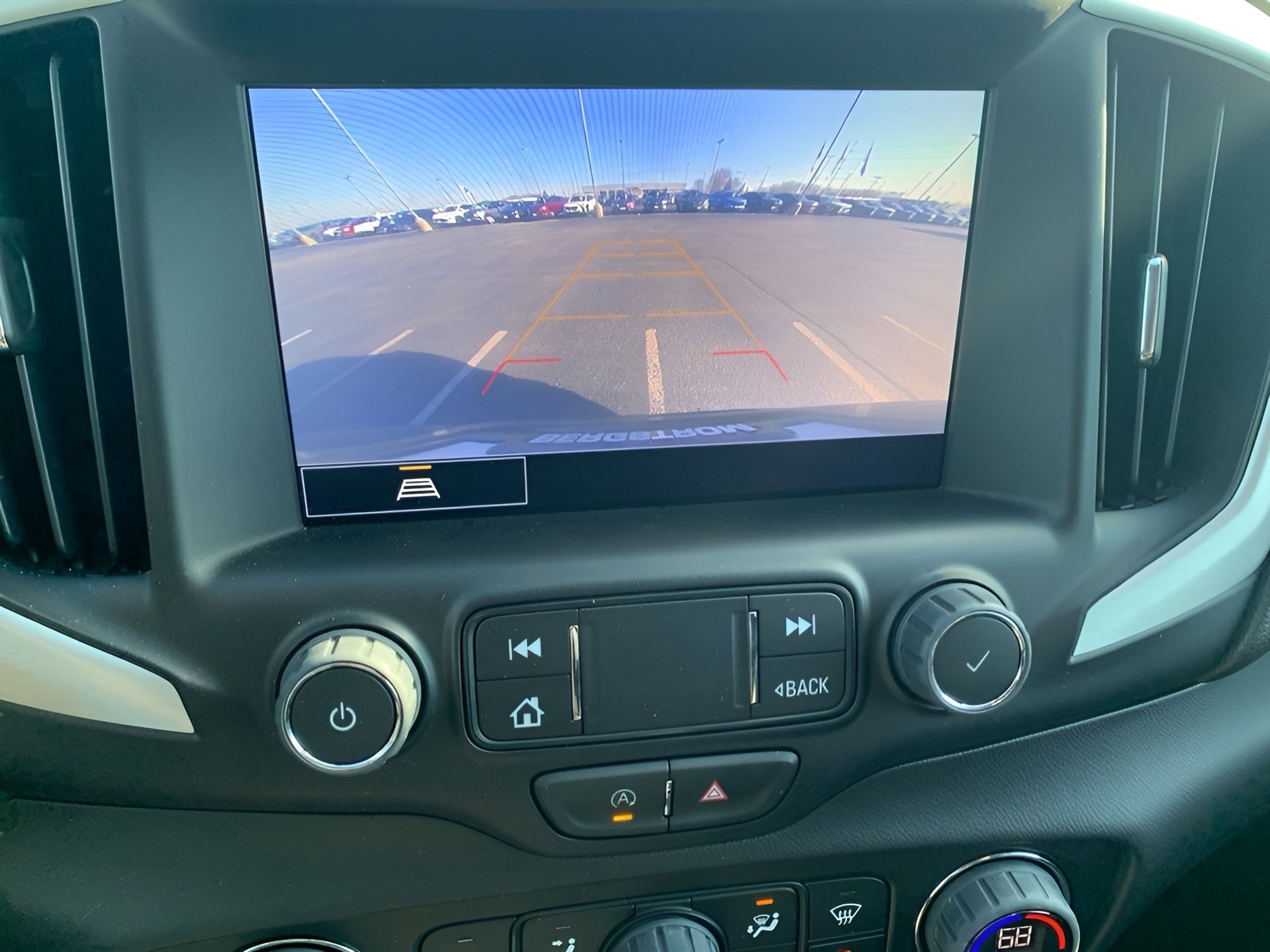 Used 2023 GMC Terrain SLE w/ Driver Convenience Package image 20