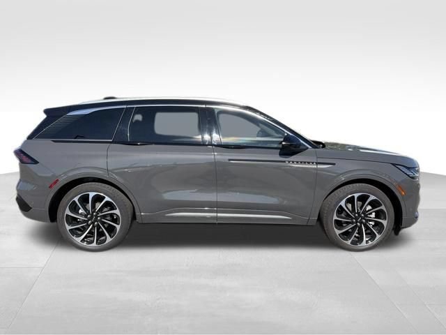 Used 2024 Lincoln Nautilus Black Label AWD/4WD image 26