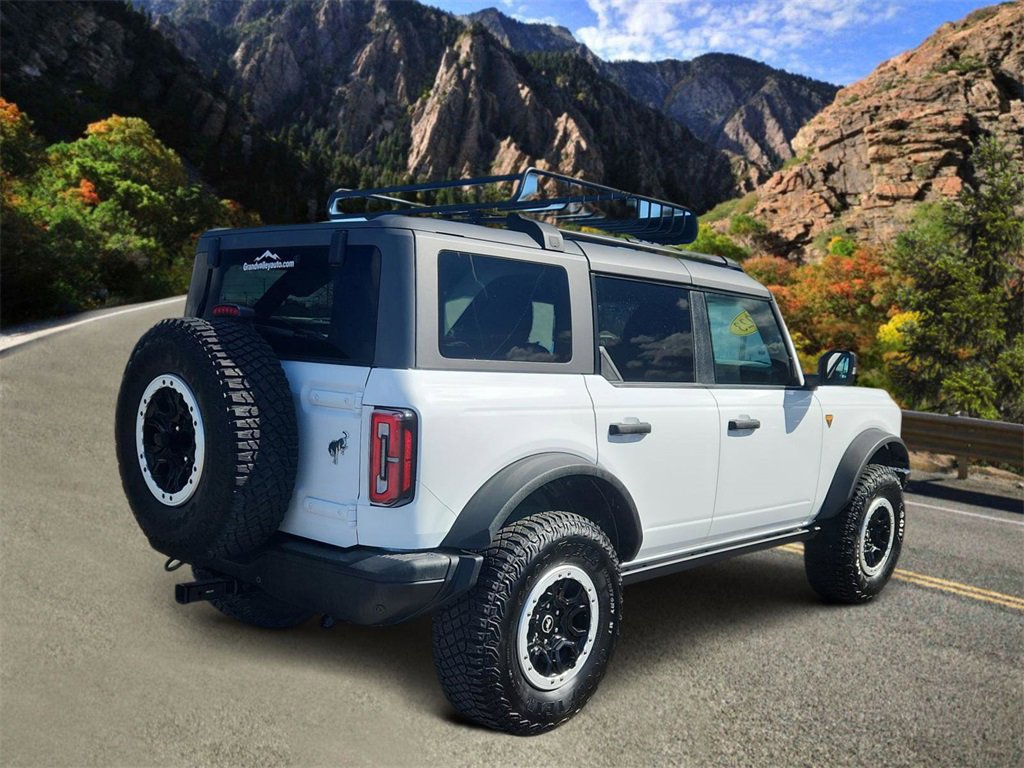 Used 2023 Ford Bronco Badlands image 3