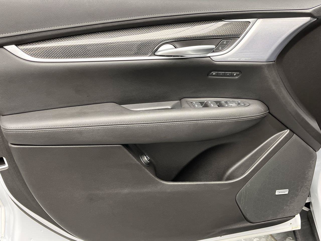 Used 2024 Cadillac XT5 Sportv w/ LPO, Floor Liner Package AWD/4WD image 8