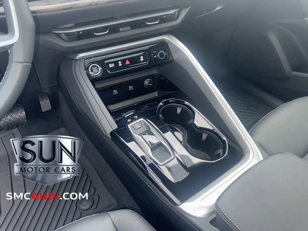 Certified 2025 Audi Q5 Premium w/ Convenience Package image 20