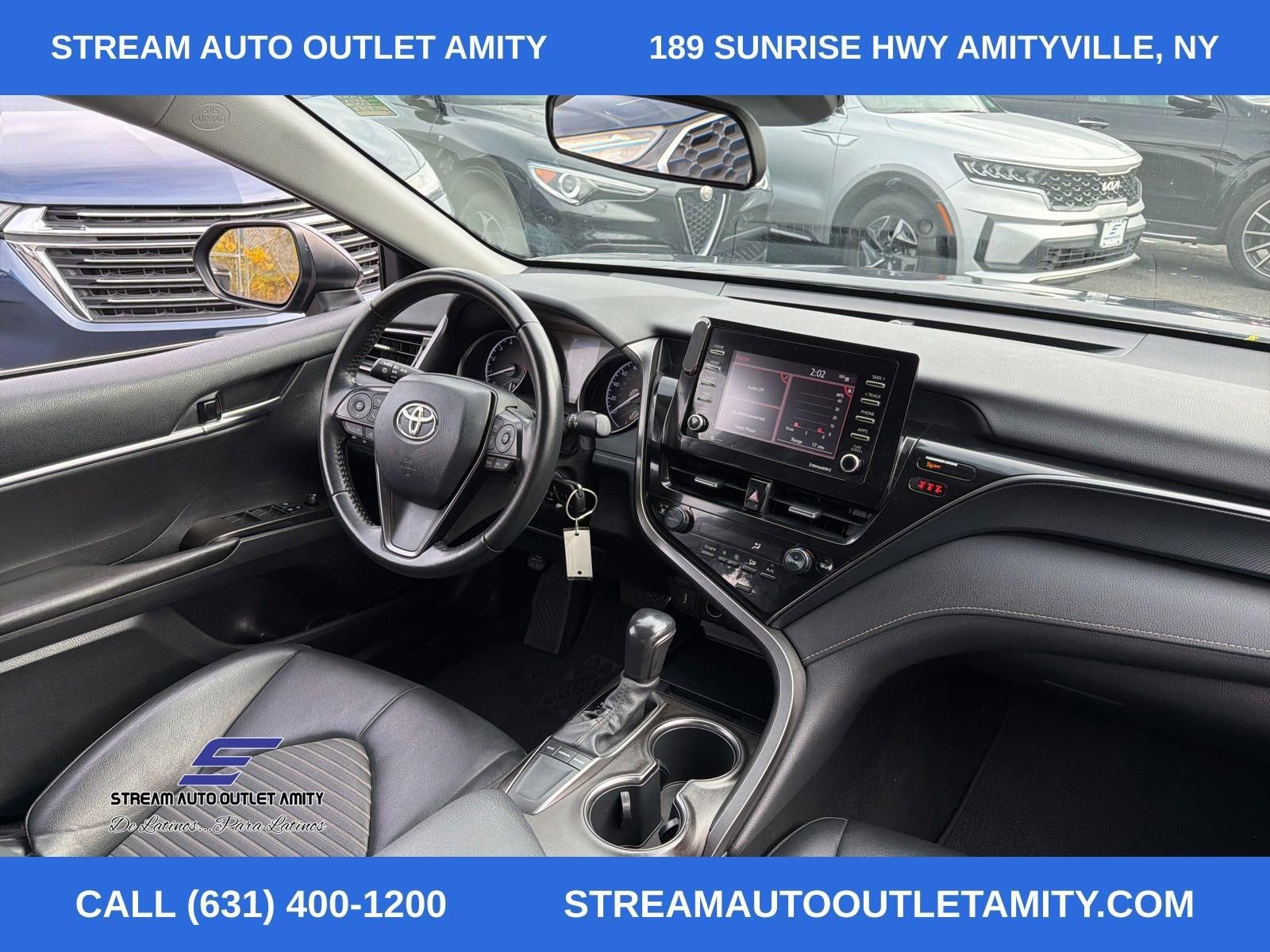 Used 2022 Toyota Camry SE image 17