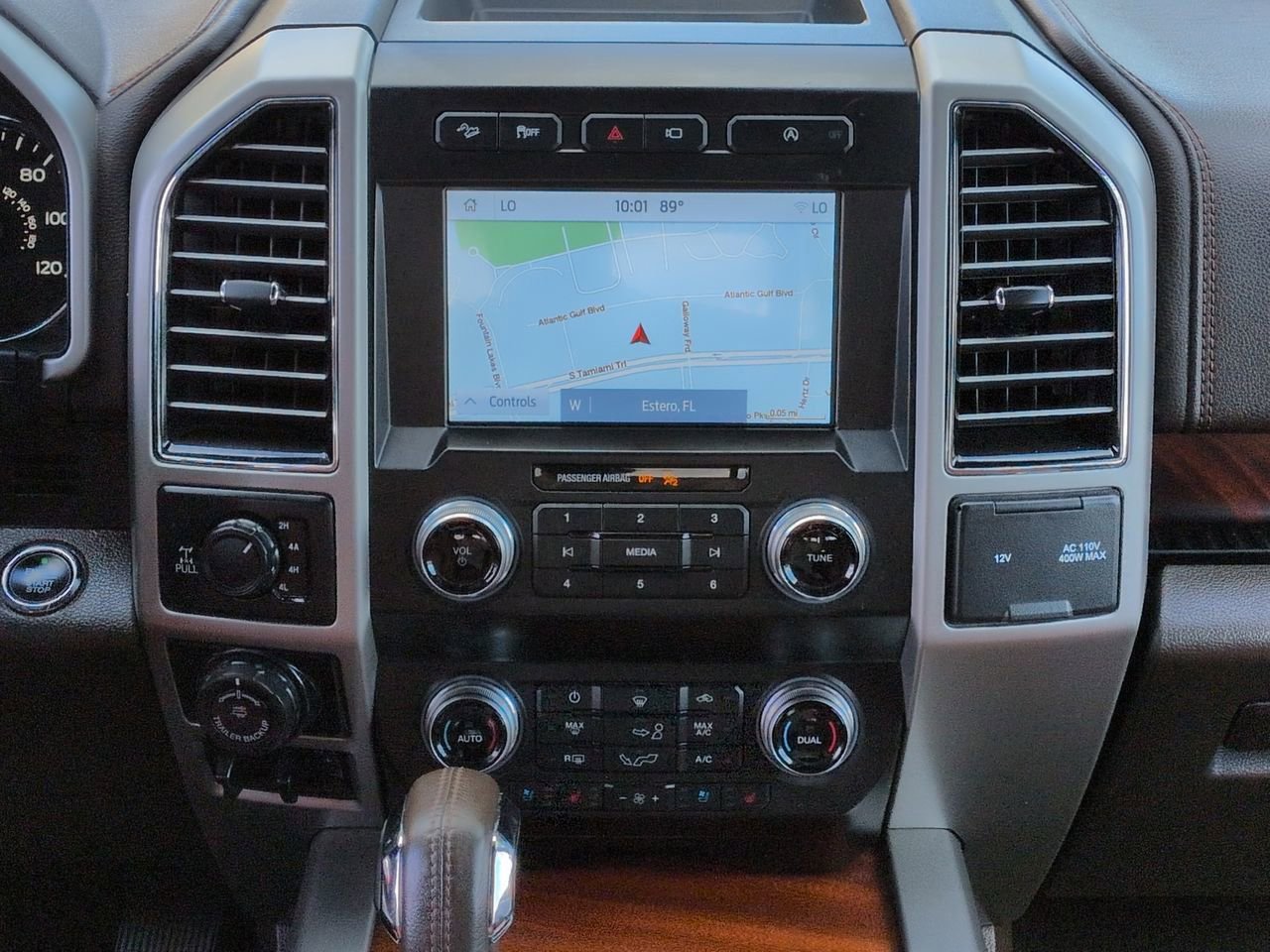 Used 2020 Ford F150 King Ranch w/ Equipment Group 601A Luxury AWD/4WD image 18