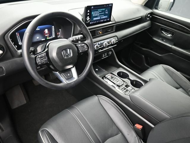 Used 2025 Honda Pilot Elite image 16